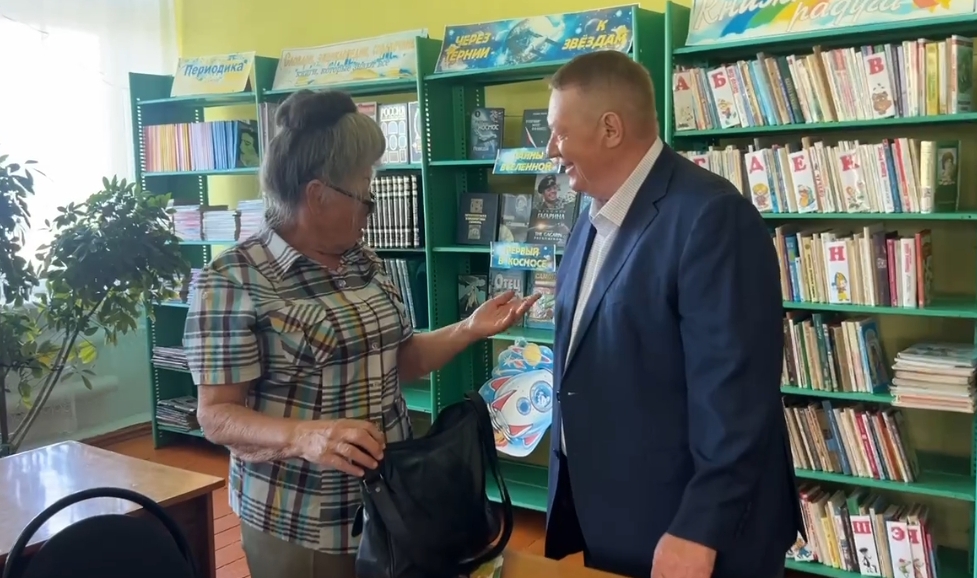 В саратовском селе Панкова попросили организовать компьютерные курсы для пенсионеров В саратовском селе Панкова попросили организовать компьютерные курсы для пенсионеров